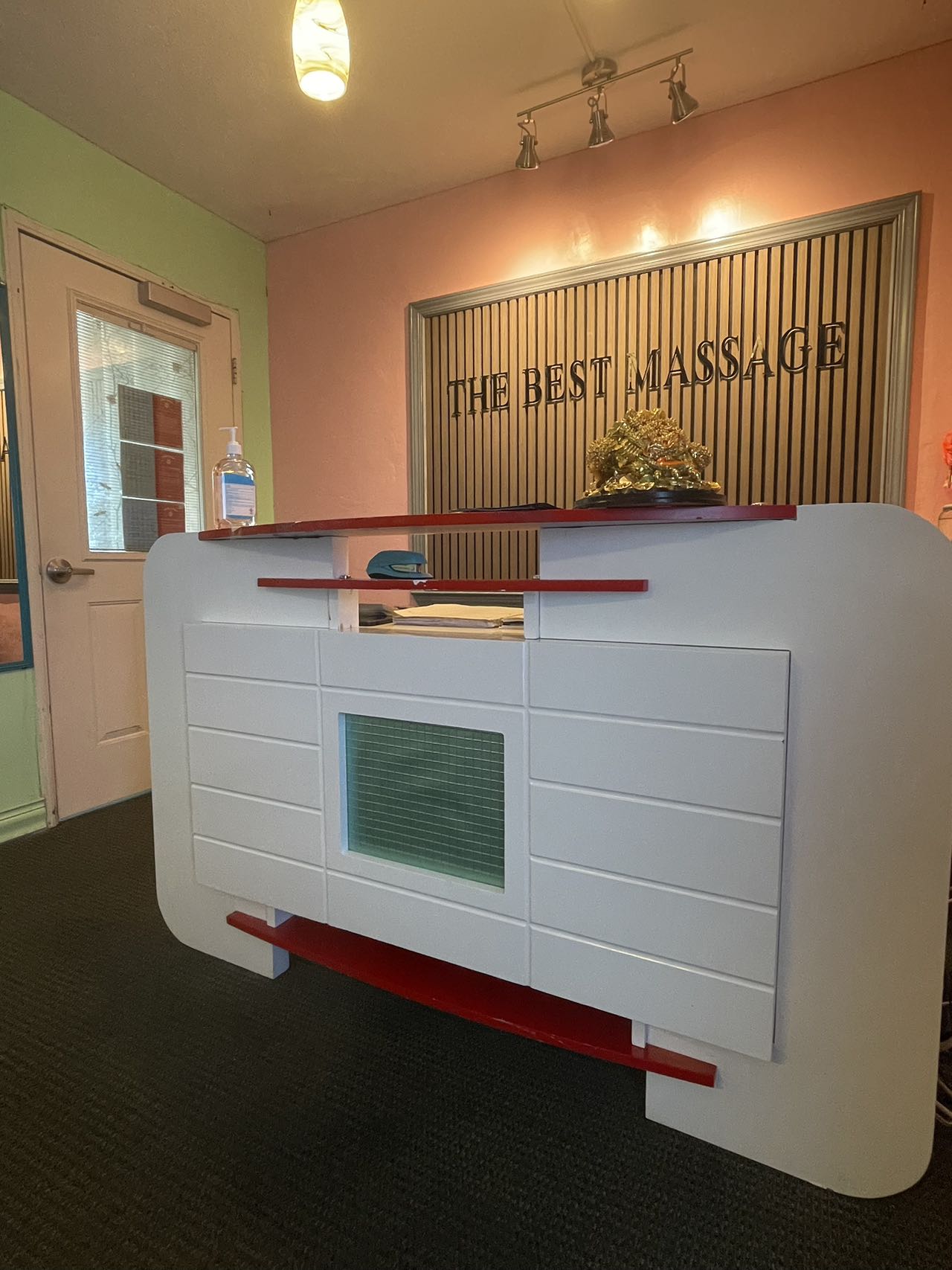 The Best Massage Lincoln interior 4